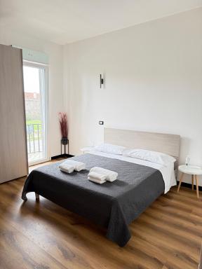 Infinity House - Eleganza Moderna tra Treviso e Venezia - Housity