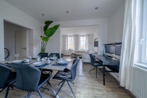 Aurora Schaar 1, 120qm, WiFi, Maisonette, Modern,2 Schlafzimmer, 1 Wohnzimmer - Hizvo