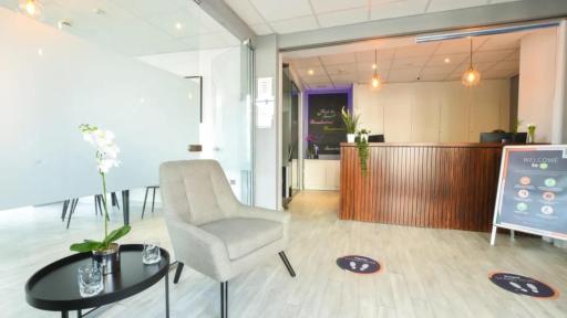 Homely Private Bedrooms at Oxford Court in Manchester - Housity