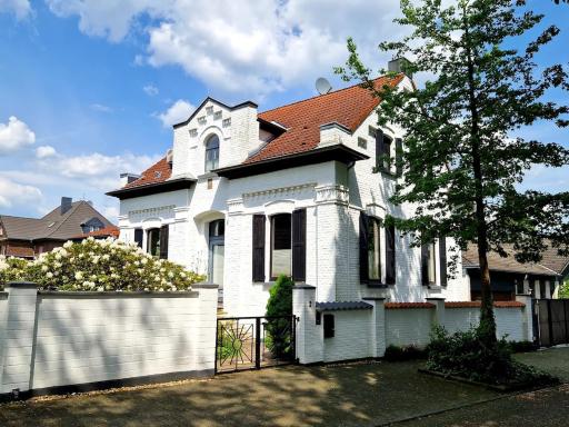 Fischer Villa von 1875 - Kuscheliges Appartment im Grünen - Housity