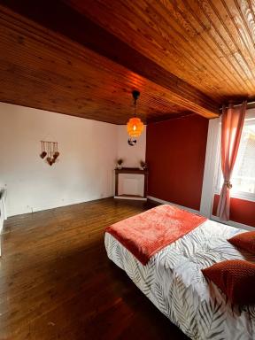 Chambre au domaine du moulin du pont - Housity