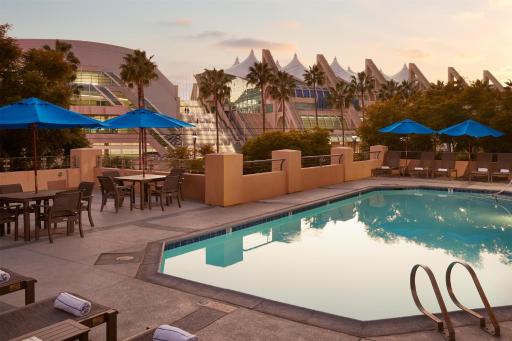 Hilton San Diego Gaslamp Quarter - Housity