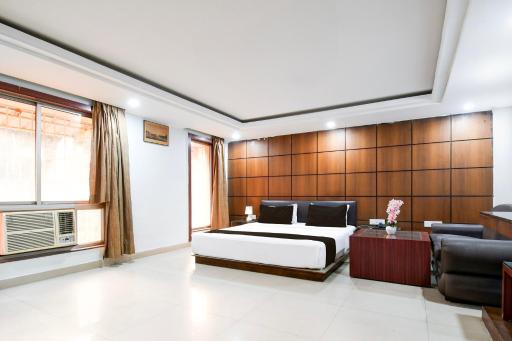 Super Collection O Shanti Bhawan Bank More Formerly Madhulika - Housity