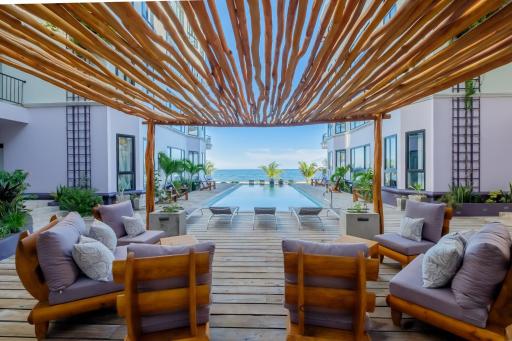 Diamante Beachfront Suites - Housity