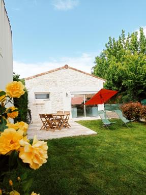 Charmant gîte indépendant au calme tout confort wifi climatisation draps et serviettes incluses - Housity