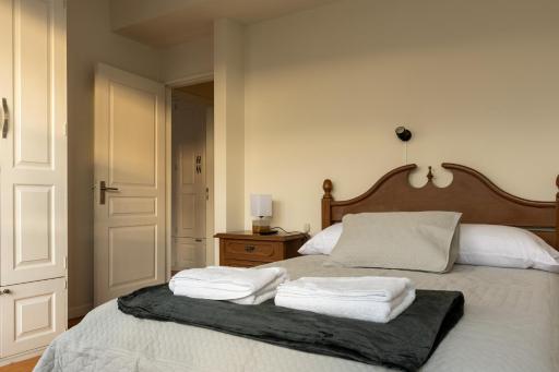Tower Center Apartment - Housity
