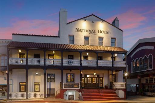 National Hotel Jackson, Tapestry Collection by Hilton - Housity