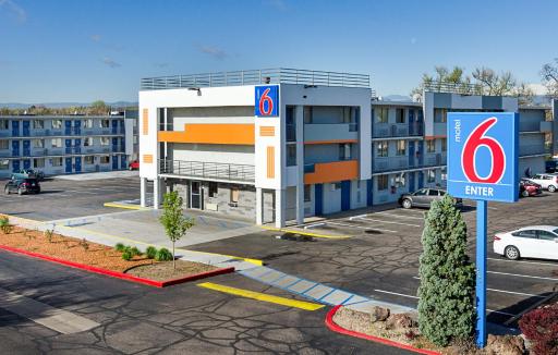 Motel 6- Denver, CO Downtown - Housity