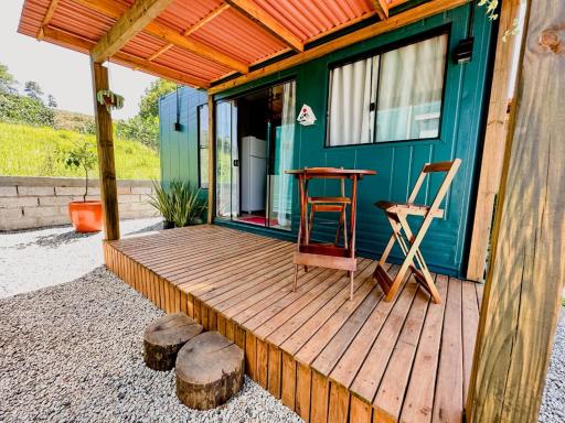 Casa Container Canarinho! - Housity