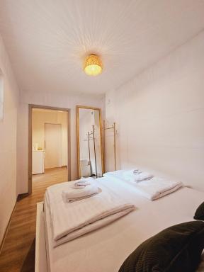 Ljubljana Center Budget Apartment - Housity