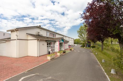 FASTHOTEL ROISSY CDG SUD - Claye Souilly - Housity