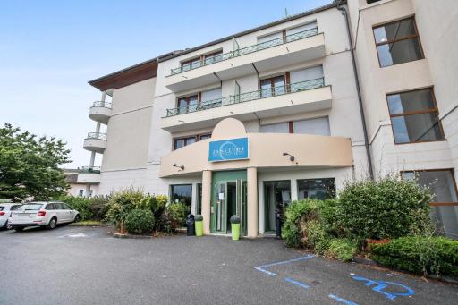 Quality Aparthotel Divonne - Portes de Geneve - Housity