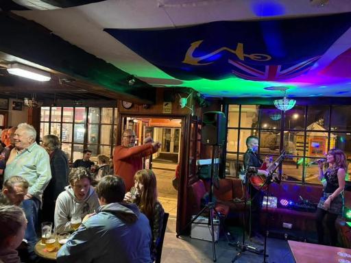 The Prince of Wales Pub - Housity