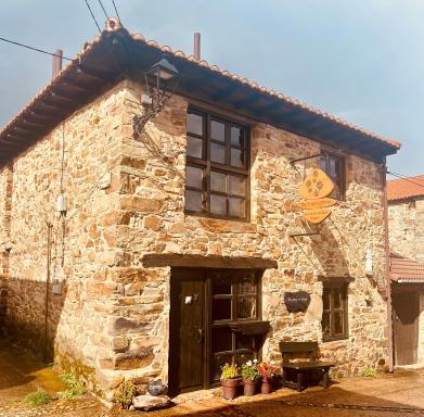 The Stone Boat Guesthouse for Pilgrims - Housity