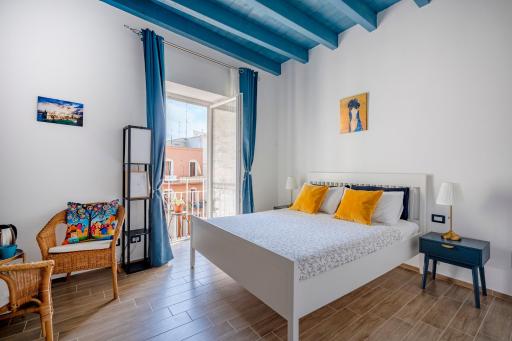 Old Town Vibe - Housity