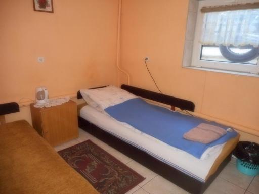 Przy lesie - Housity