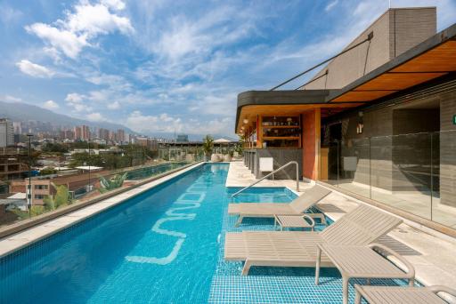 Landmark Hotel - Hizvo