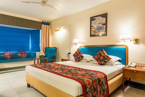 Hotel Parle International - Housity