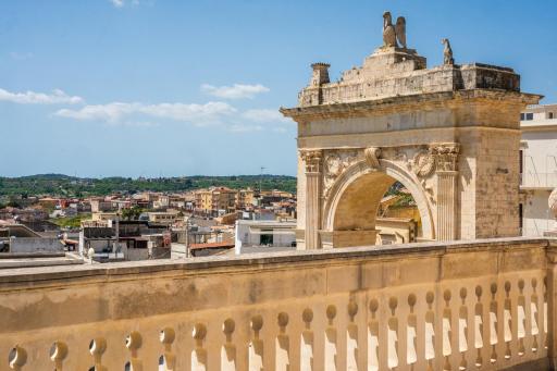 Noto Boutique Hotel - Housity