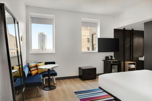 Aloft by Marriott Indianapolis Downtown - Housity