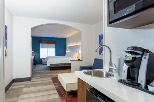 Holiday Inn Express-International Drive, an IHG Hotel - Housity