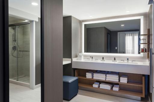 Tampa Marriott Water Street - Housity
