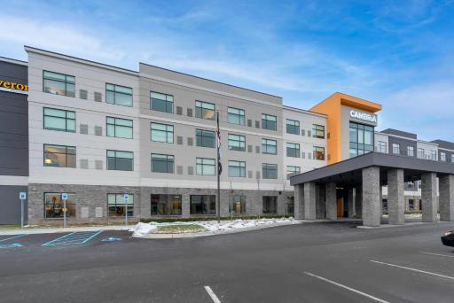 Cambria Hotel Detroit-Shelby Township - Housity