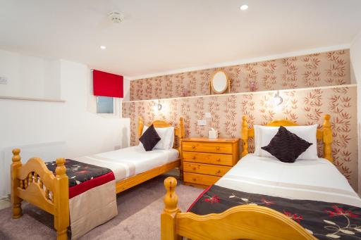 Arden Park Ensuite Rooms - Housity