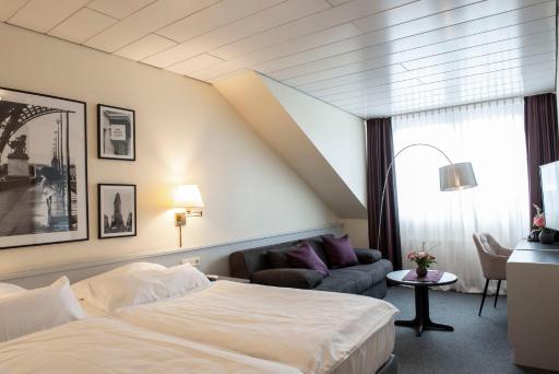 Hotel Alte Post - Housity