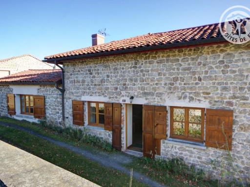 Gîte authentique et confortable pour 6 dans le Forez - FR-1-496-16 - Housity