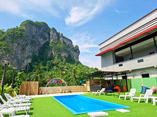 Fahsai Hostel - Housity