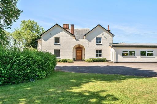 Bedingfield House, nr Debenham - Housity