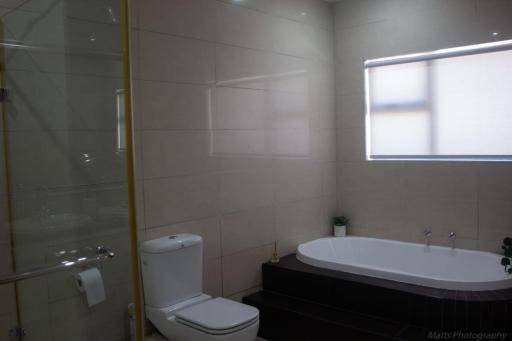 Point Bastille Penthouse - Housity
