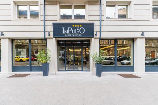 Impulso Fashion Hotel - Housity