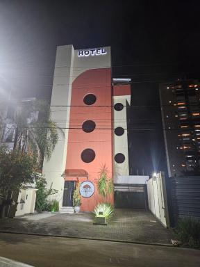 Hotel Bike Taubate - Housity