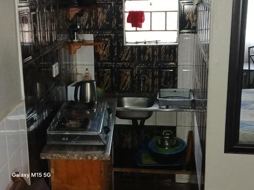 Furnished self-catering guest wing - Housity