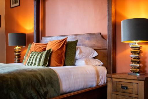 Scole Inn Hotel - Housity