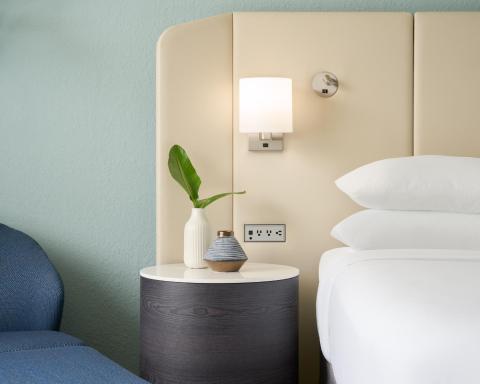 Delta Hotels by Marriott West Palm Beach - Housity