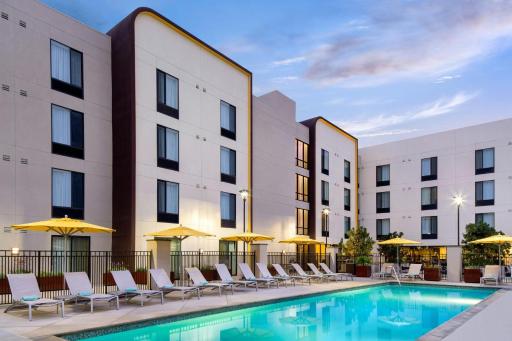 SpringHill Suites by Marriott Los Angeles Burbank/Downtown - Housity