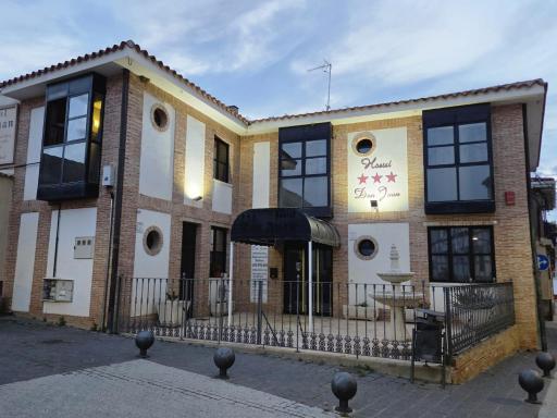 Hostal Don Juan Meco - Housity