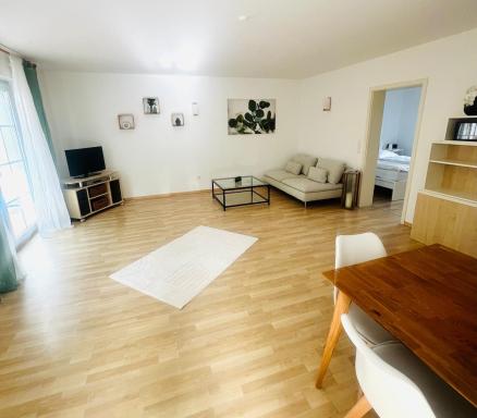 Moderne & gemütliche Ferienwohnung mit Terasse in Nieder-Olm - Housity