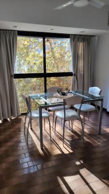 Luminoso Ambiente, con cochera en lo mejor de La Perla - Housity