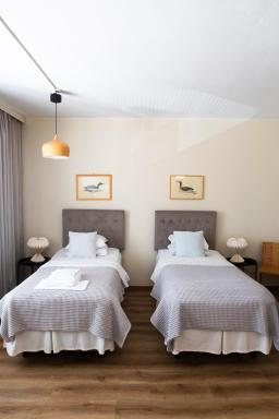 Hotel Homeland - Housity