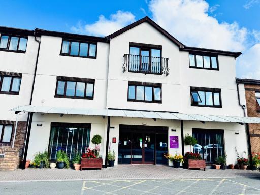 Blanco's Hotel - Housity