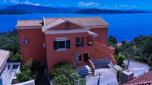 Clios House - Housity