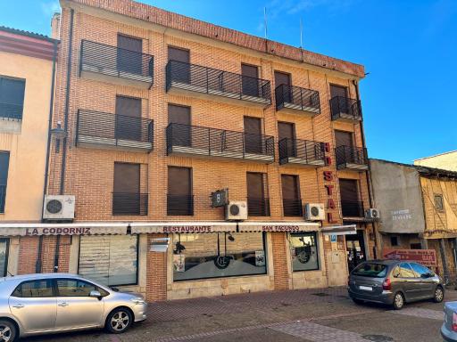 DORMERO Hotel y Albergue Sahagun - Housity