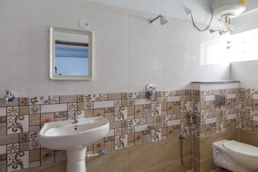 Pinnacle Serviced Apartments - Housity