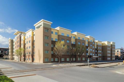 Residence Inn by Marriott Des Moines Downtown - Housity
