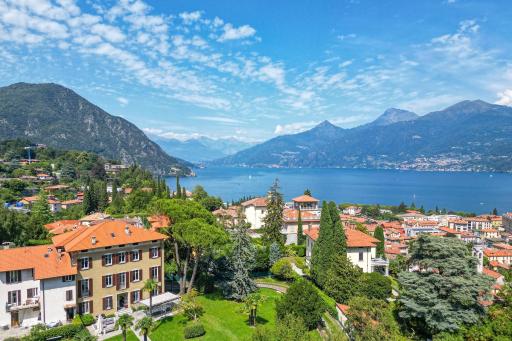 Villa Roffa Lario - Housity