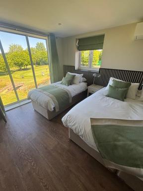 Forest Hills Golf Club - Housity